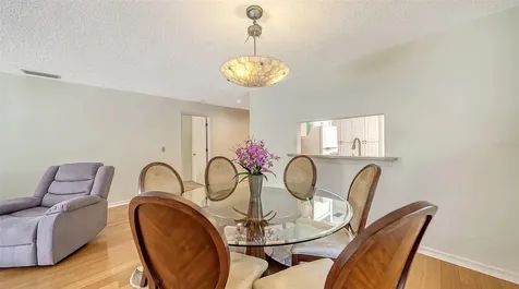 5521 Chanteclaire Sarasota FL 34235