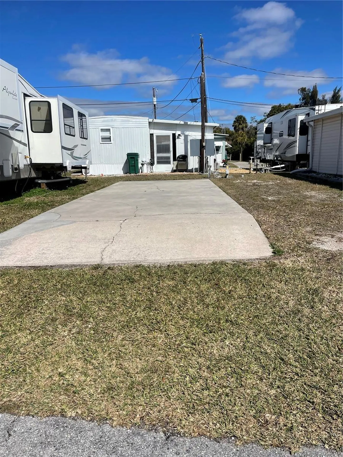 86 Michigan Street Palmetto FL 34221
