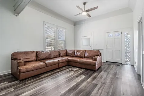 2319 W Aileen Street Tampa FL 33607