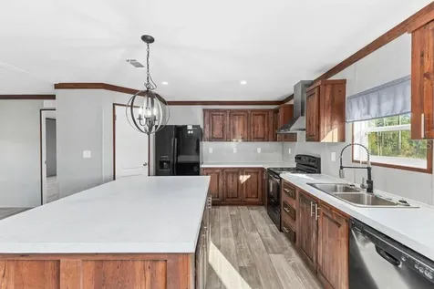 15473 157 Point Live Oak FL 32060