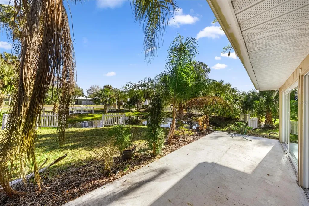 1229 N Egret Point Crystal River FL 34429
