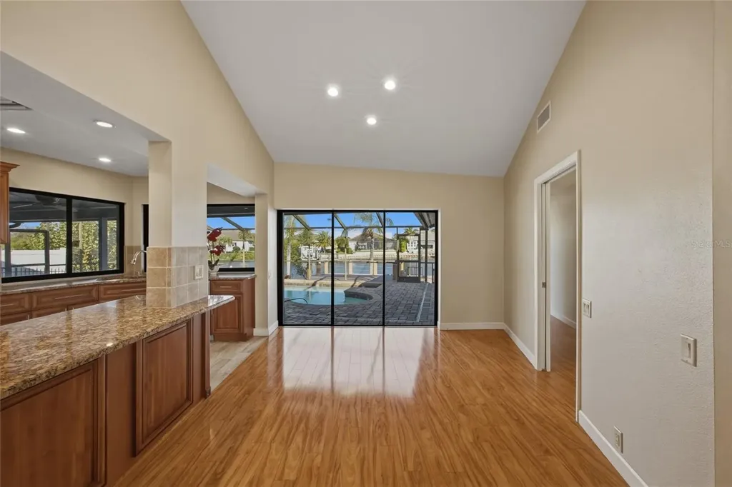 4157 Saltwater Boulevard Tampa FL 33615