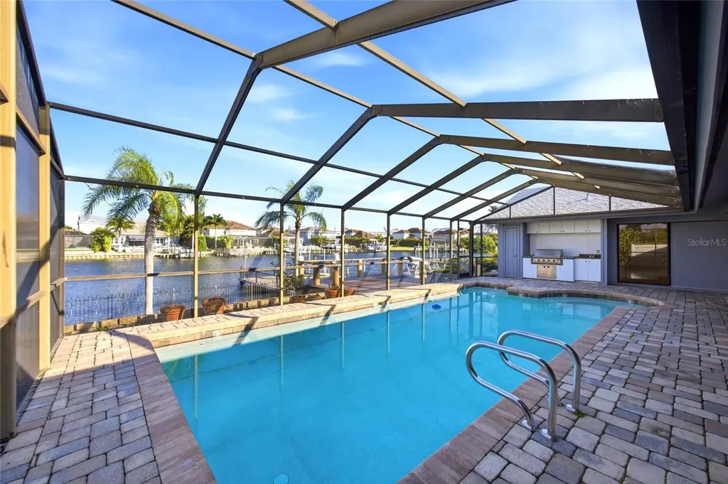 4157 Saltwater Boulevard Tampa FL 33615
