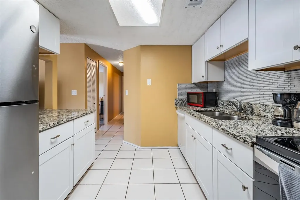 124 Loblolly Court Oldsmar FL 34677