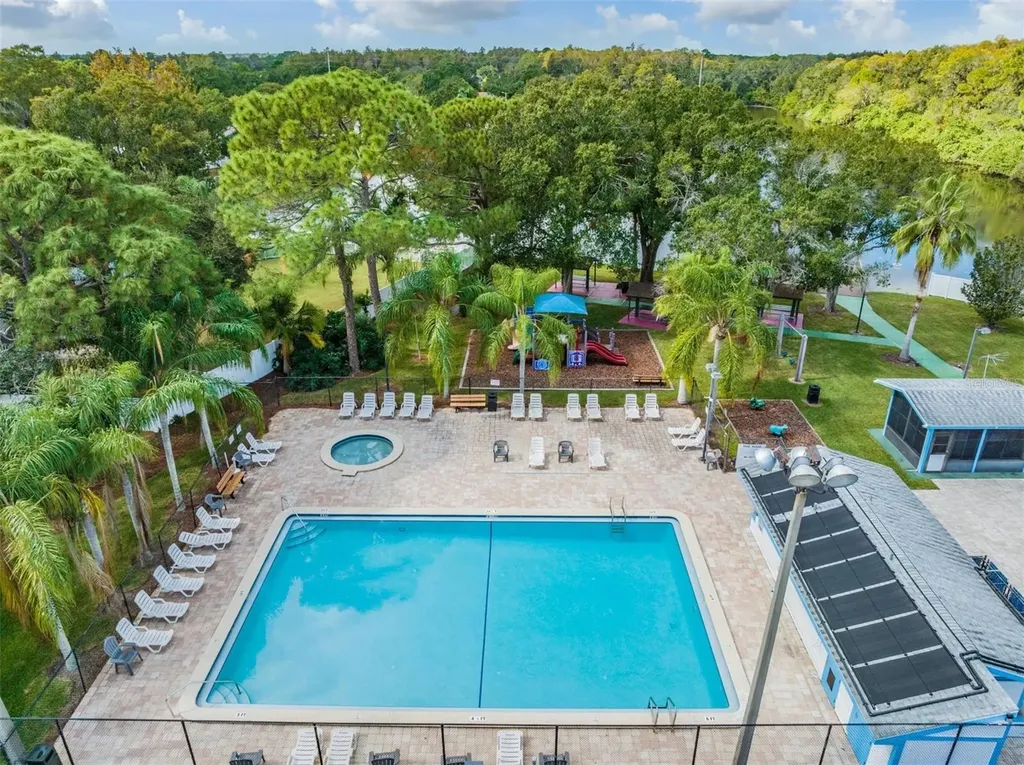 124 Loblolly Court Oldsmar FL 34677