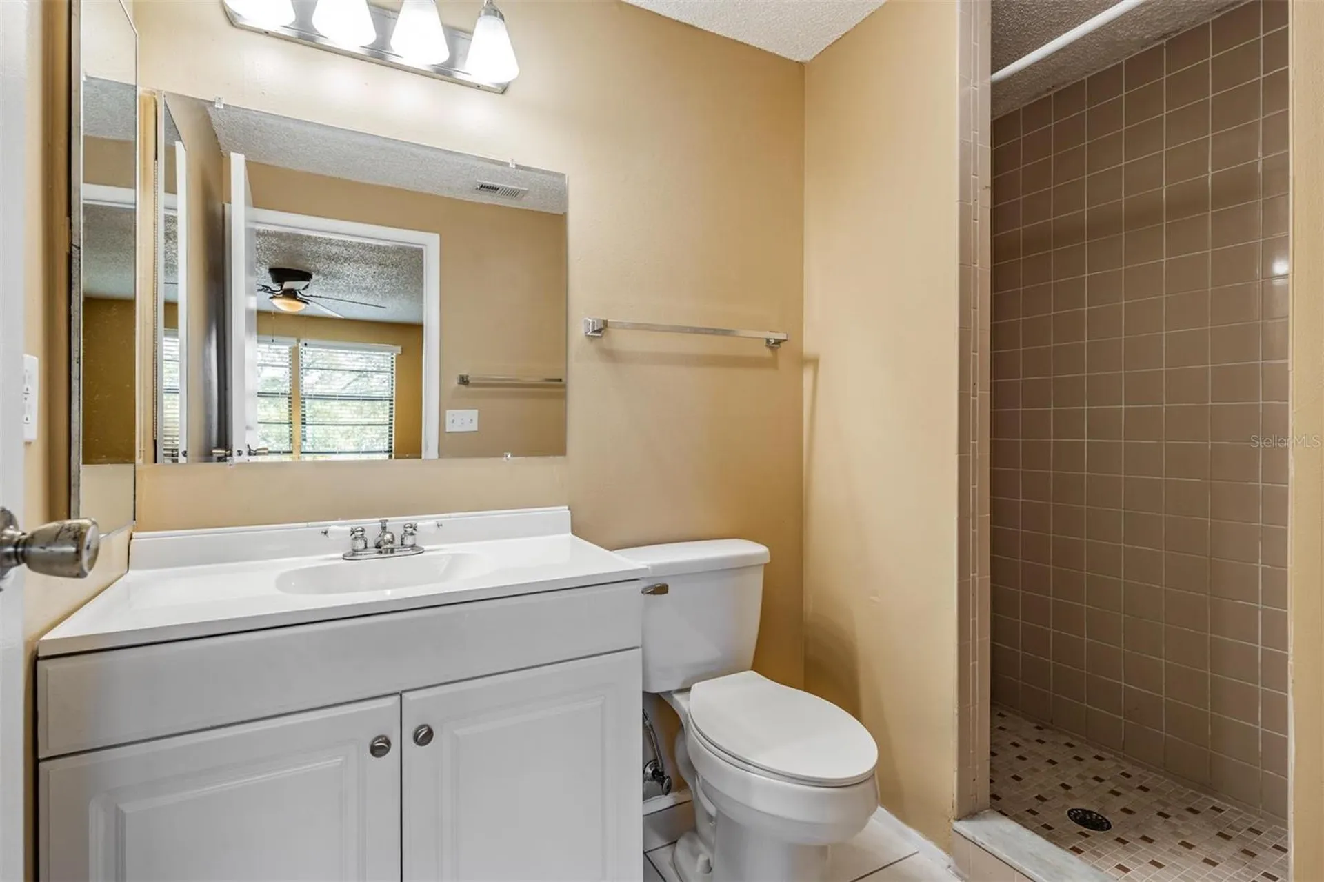 124 Loblolly Court Oldsmar FL 34677