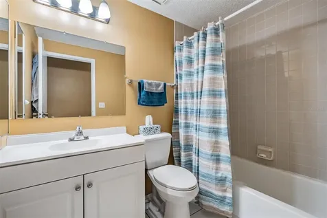 124 Loblolly Court Oldsmar FL 34677