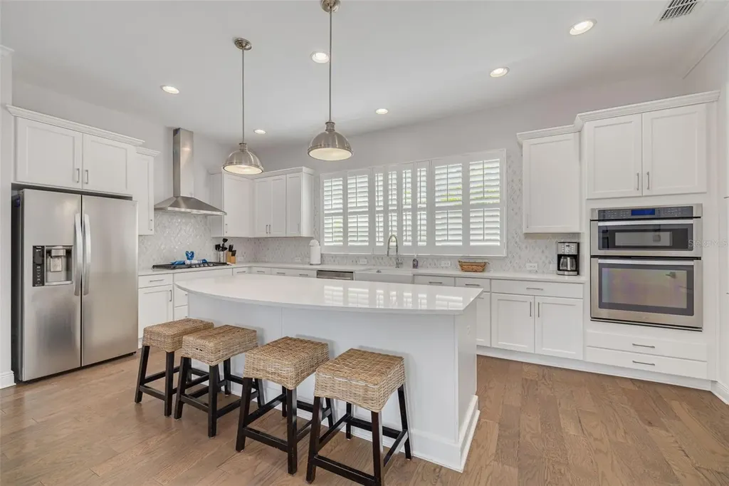 16306 1st Street E Redington Beach FL 33708