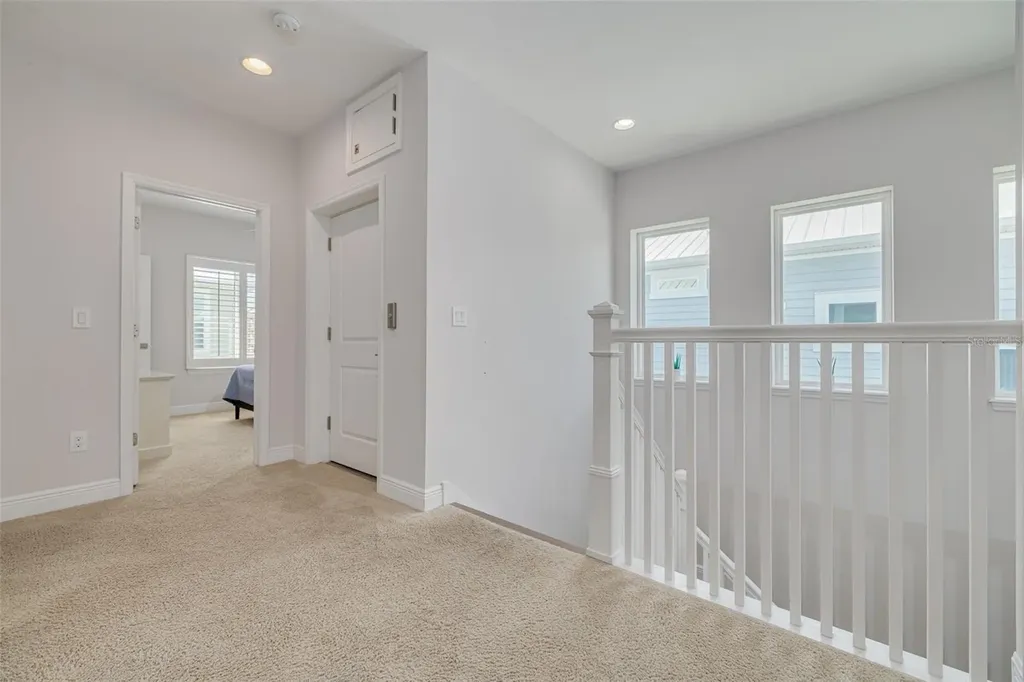 16306 1st Street E Redington Beach FL 33708