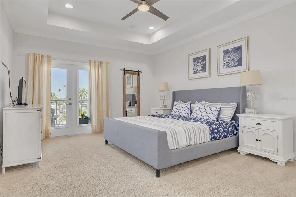 16306 1st Street E Redington Beach FL 33708