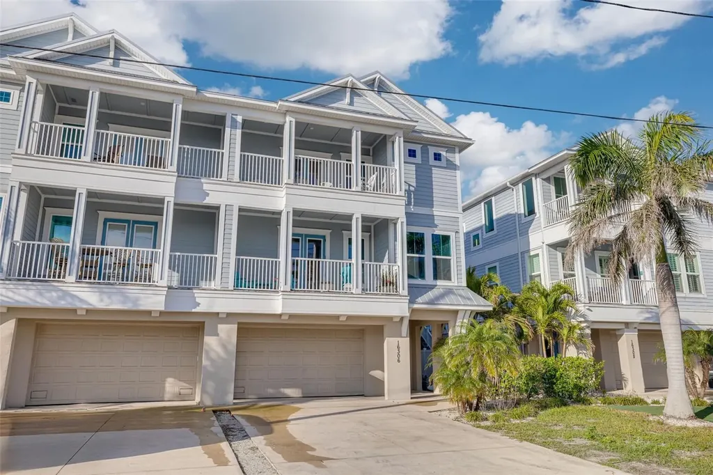 16306 1st Street E Redington Beach FL 33708