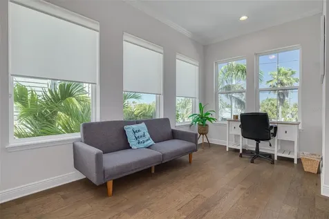 16306 1st Street E Redington Beach FL 33708