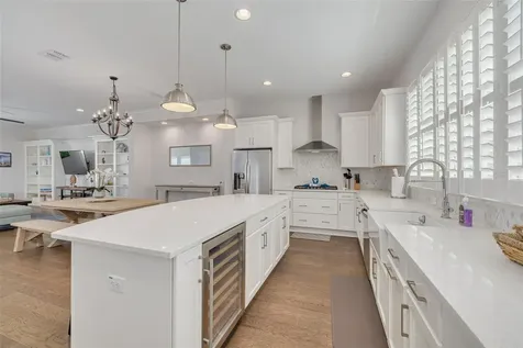 16306 1st Street E Redington Beach FL 33708