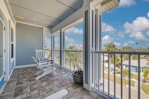 16306 1st Street E Redington Beach FL 33708
