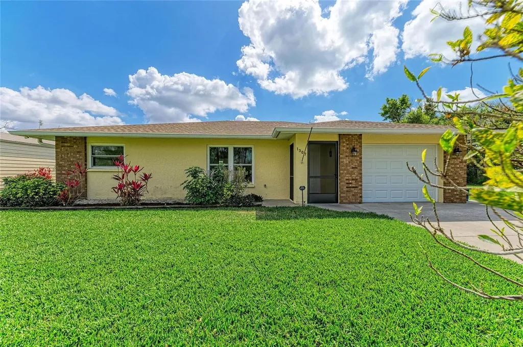 1307 Primrose Road Venice FL 34293