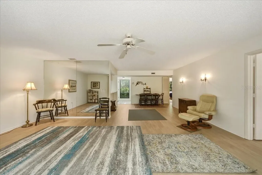 1711 Pelican Cove Road Sarasota FL 34231