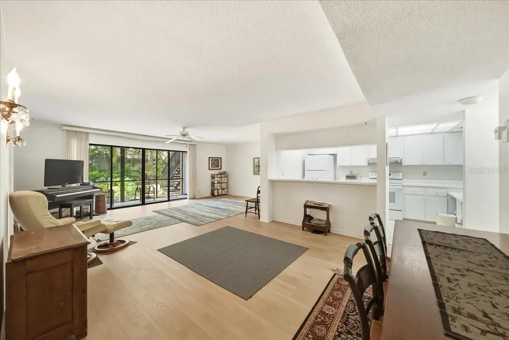 1711 Pelican Cove Road Sarasota FL 34231