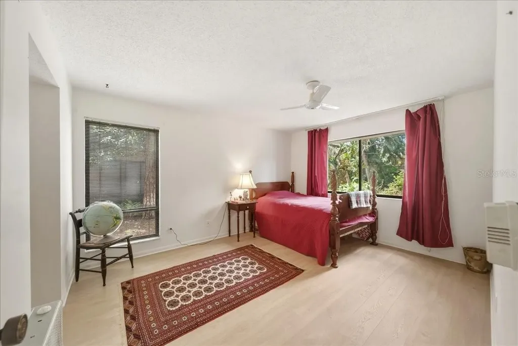 1711 Pelican Cove Road Sarasota FL 34231