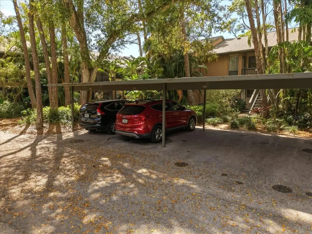 1711 Pelican Cove Road Sarasota FL 34231