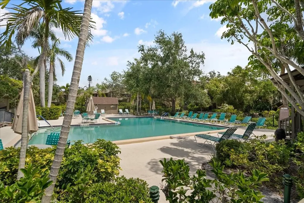1711 Pelican Cove Road Sarasota FL 34231