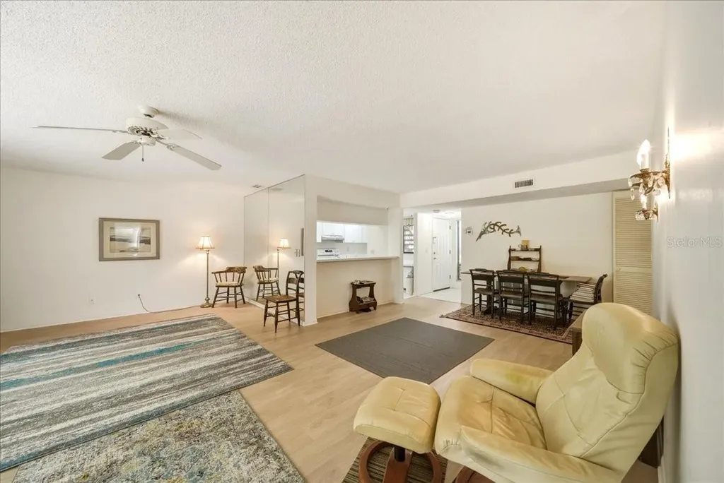 1711 Pelican Cove Road Sarasota FL 34231