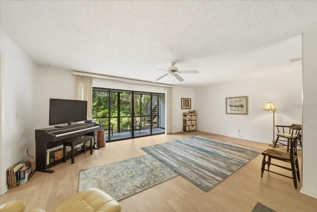 1711 Pelican Cove Road Sarasota FL 34231