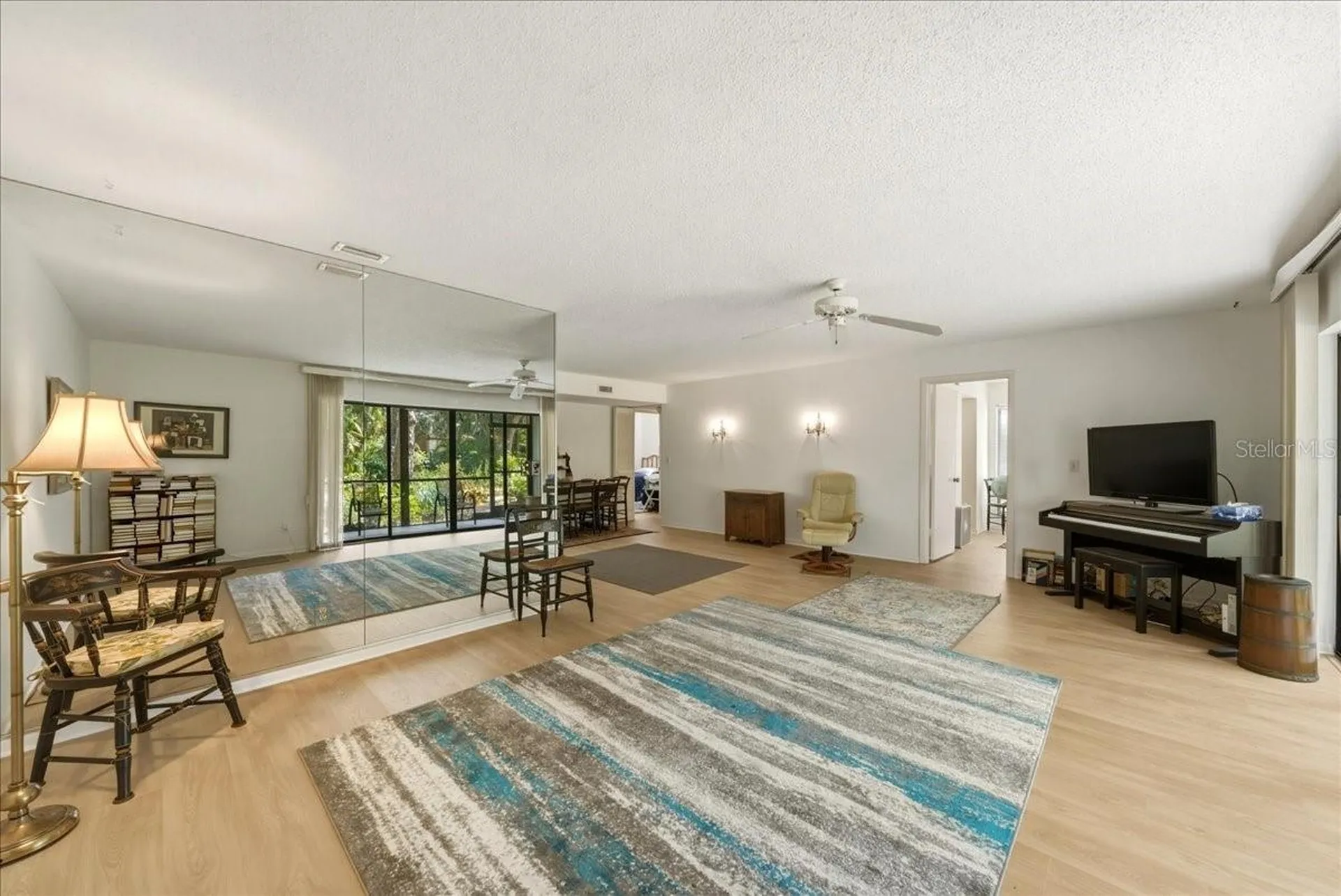 1711 Pelican Cove Road Sarasota FL 34231