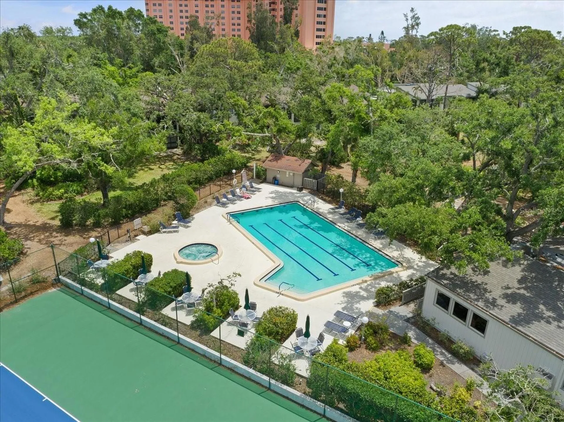 1711 Pelican Cove Road Sarasota FL 34231