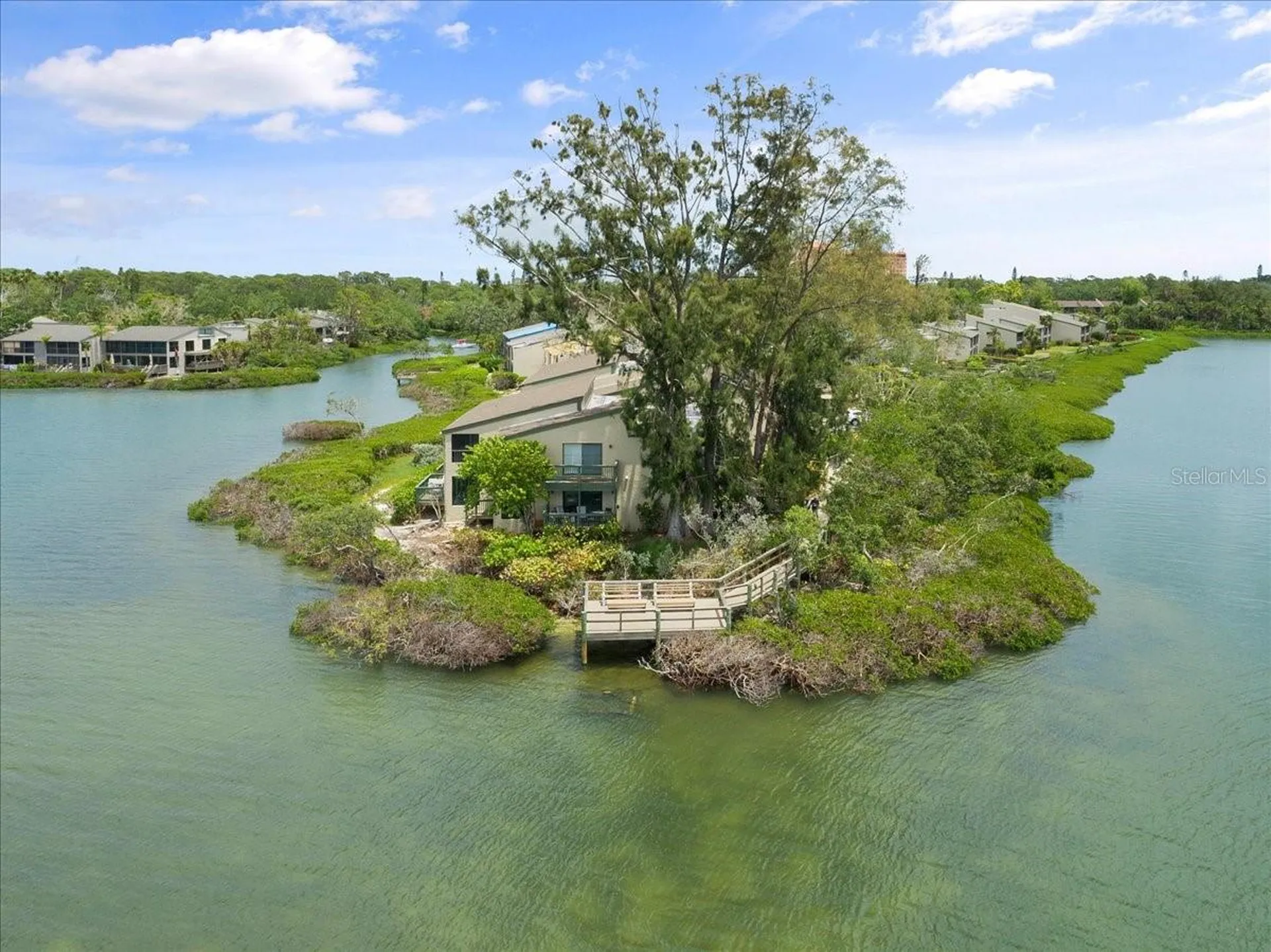 1711 Pelican Cove Road Sarasota FL 34231