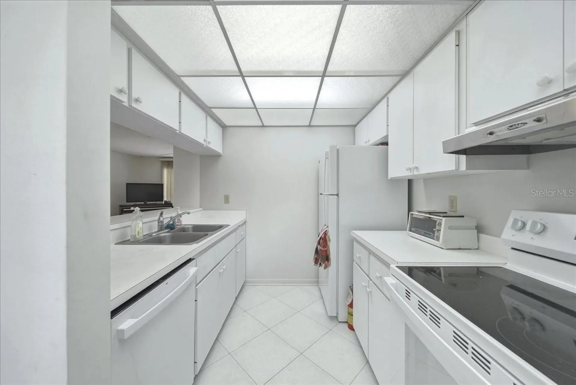 1711 Pelican Cove Road Sarasota FL 34231