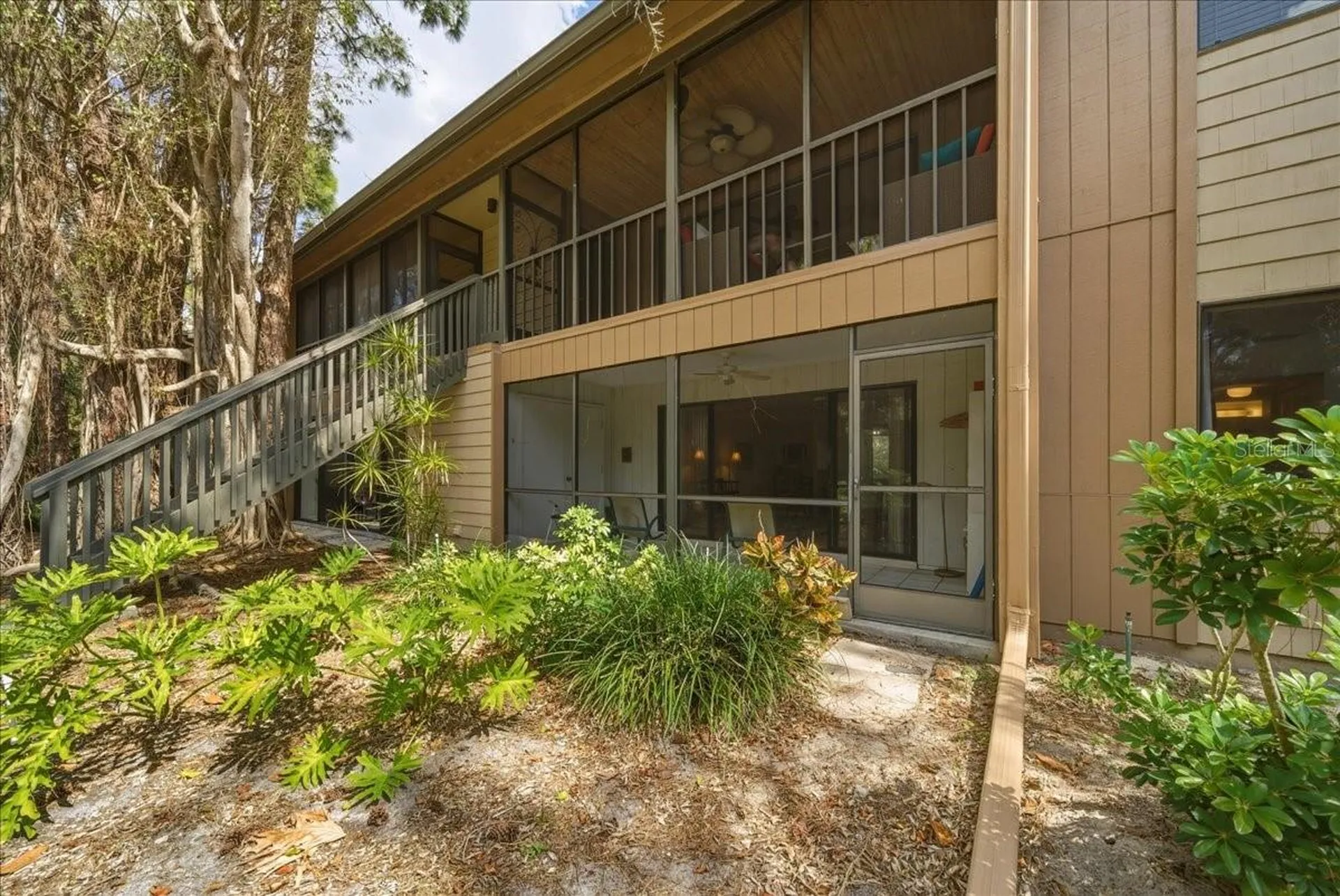 1711 Pelican Cove Road Sarasota FL 34231