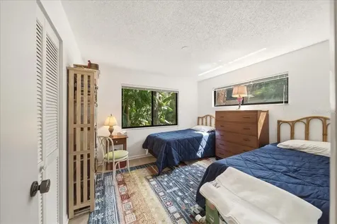 1711 Pelican Cove Road Sarasota FL 34231