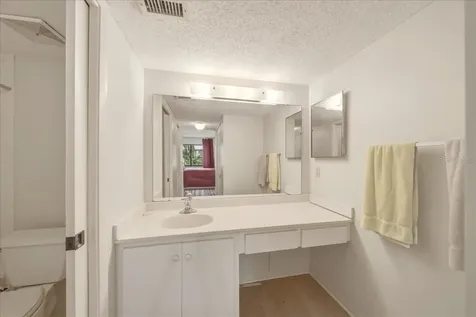 1711 Pelican Cove Road Sarasota FL 34231