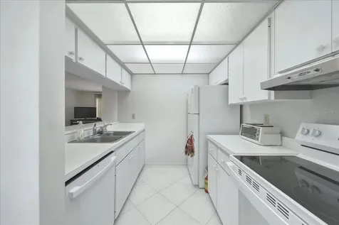 1711 Pelican Cove Road Sarasota FL 34231