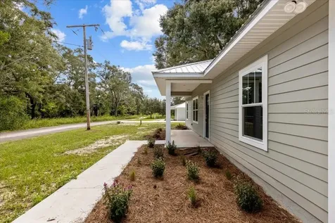 1115 Ricks Street Bell FL 32619