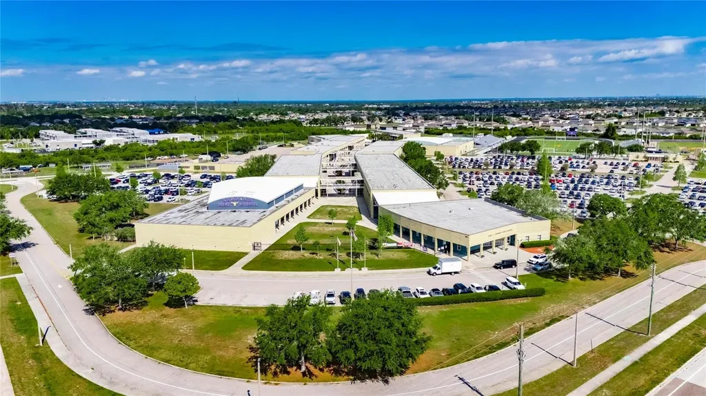 1504 Trailwater Street Ruskin FL 33570