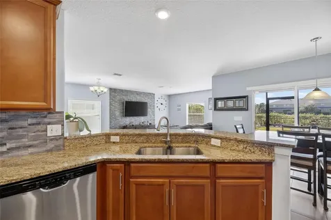 1504 Trailwater Street Ruskin FL 33570