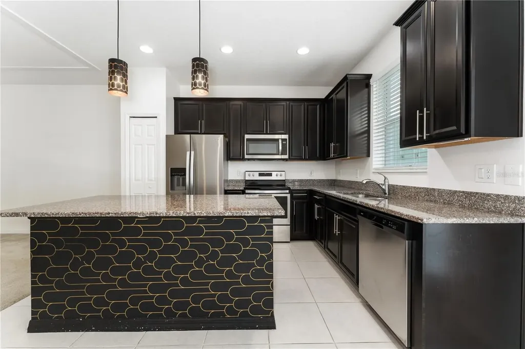 2535 Sedge Grass Way Orlando FL 32824