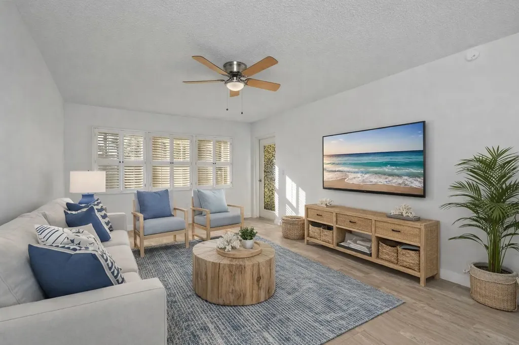 4805 Alt 19 Palm Harbor FL 34683