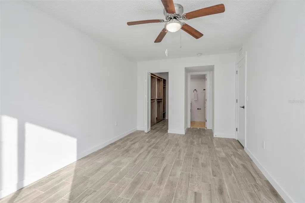4805 Alt 19 Palm Harbor FL 34683