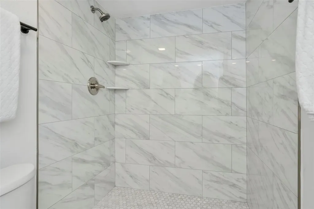 4805 Alt 19 Palm Harbor FL 34683