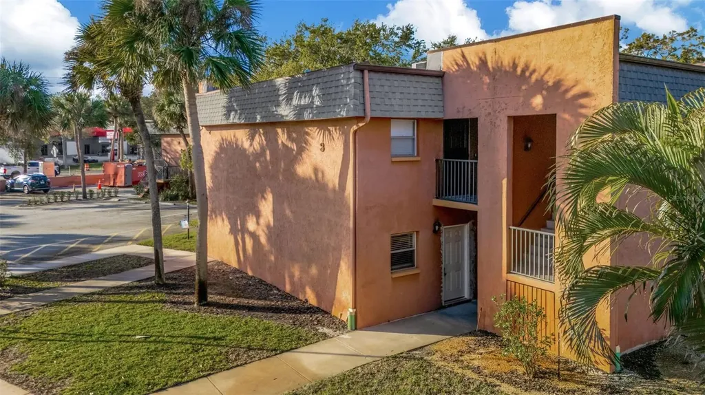 4805 Alt 19 Palm Harbor FL 34683