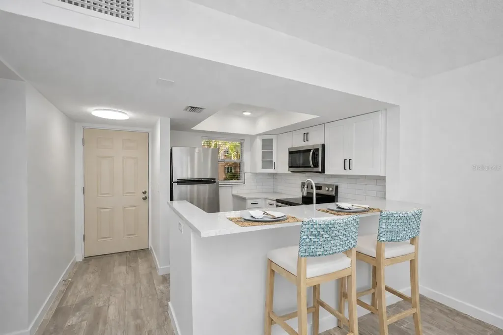 4805 Alt 19 Palm Harbor FL 34683