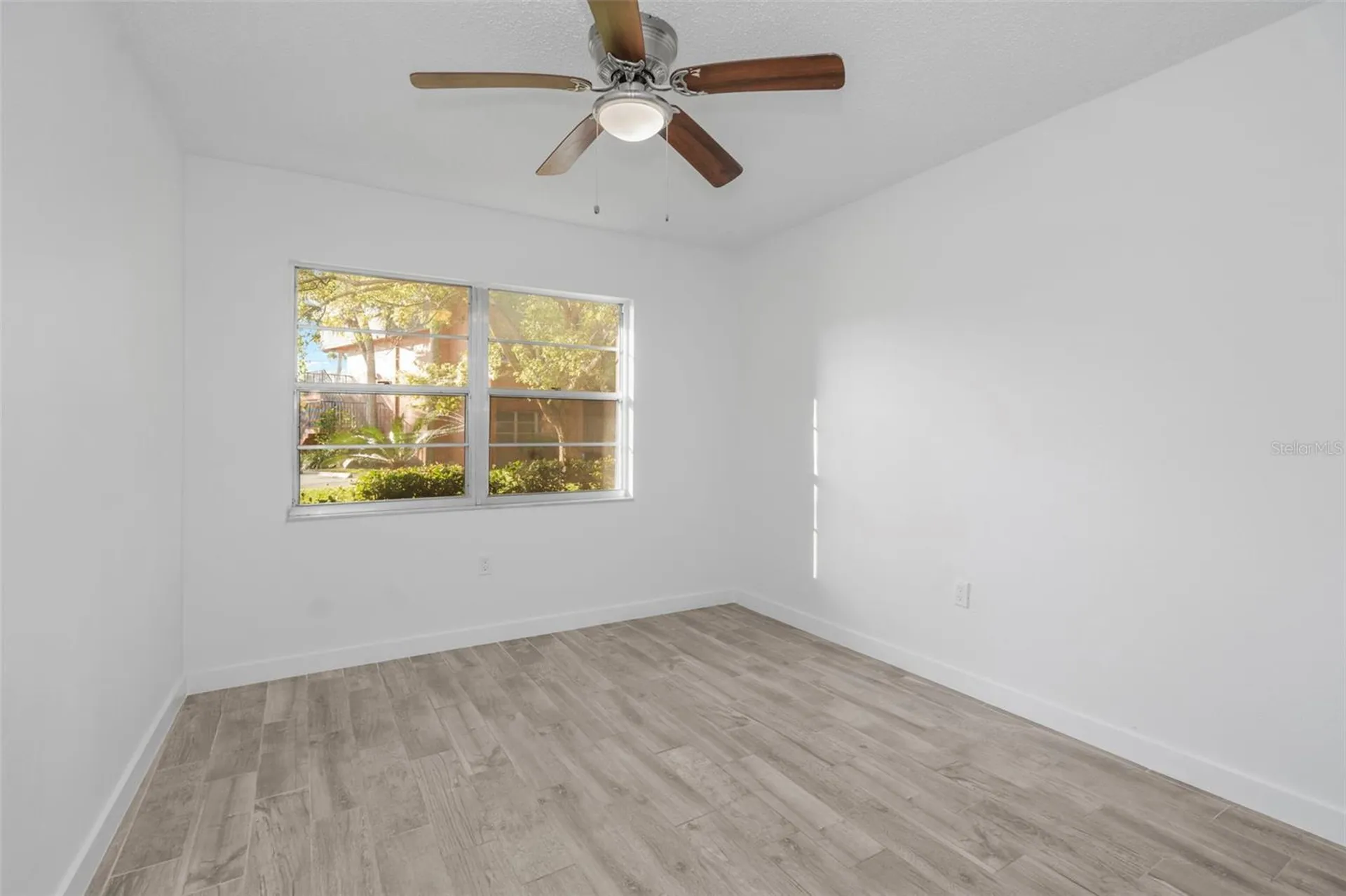 4805 Alt 19 Palm Harbor FL 34683