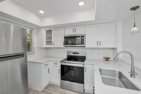 4805 Alt 19 Palm Harbor FL 34683