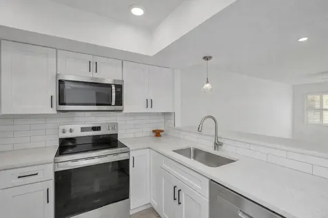 4805 Alt 19 Palm Harbor FL 34683