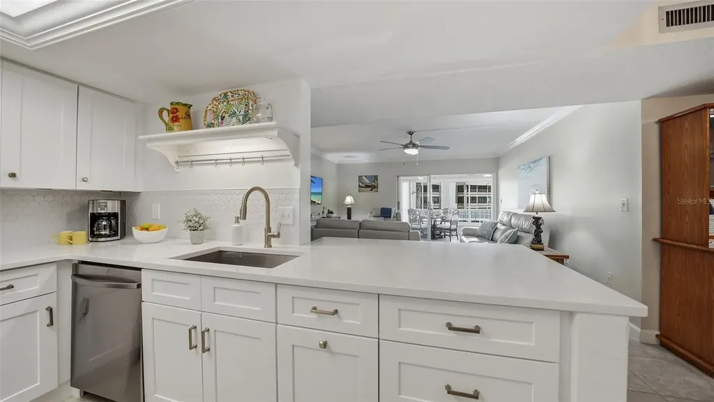 199 Whispering Sands Drive Sarasota FL 34242