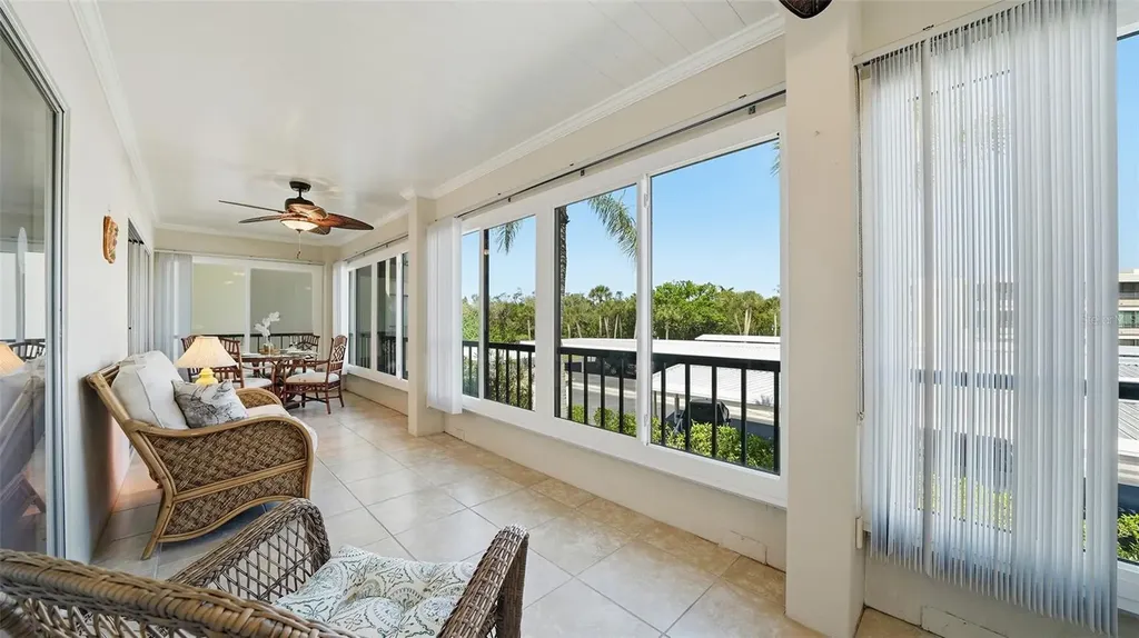 199 Whispering Sands Drive Sarasota FL 34242