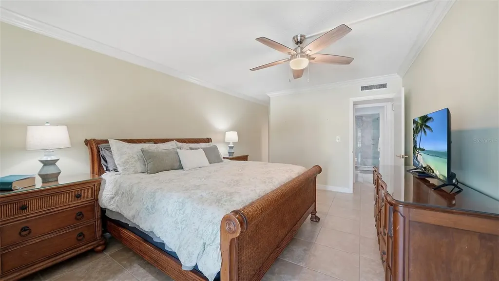199 Whispering Sands Drive Sarasota FL 34242