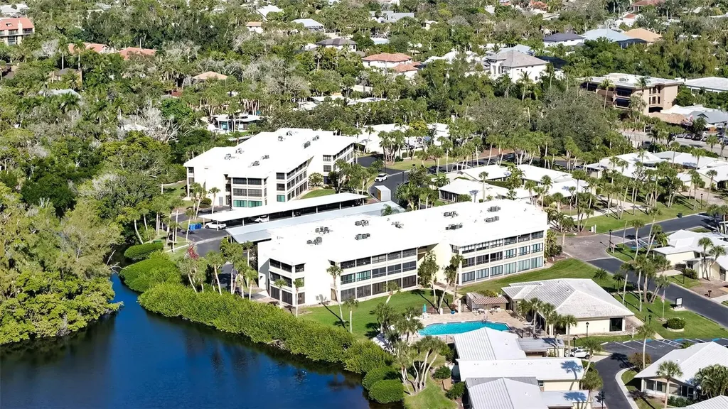 199 Whispering Sands Drive Sarasota FL 34242